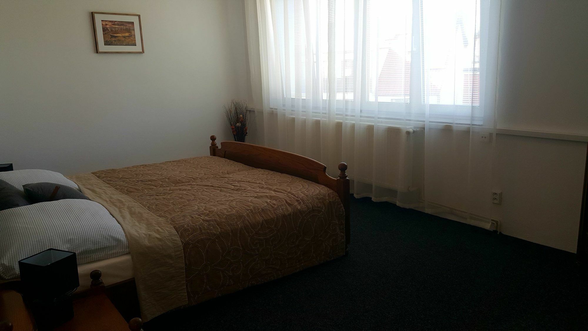 Penzion Arti Praag Buitenkant foto